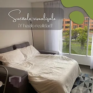 apartamento-ubicado-en-santa-barbara-alta-202.hotels-bogota.net/